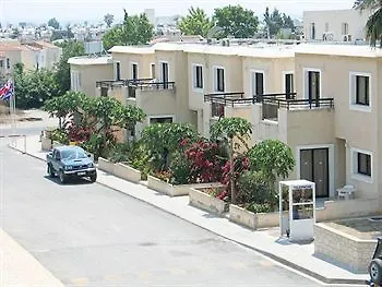 帕格纳假日公寓酒店 3* Paphos