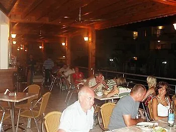 帕格纳假日公寓酒店 3* Paphos