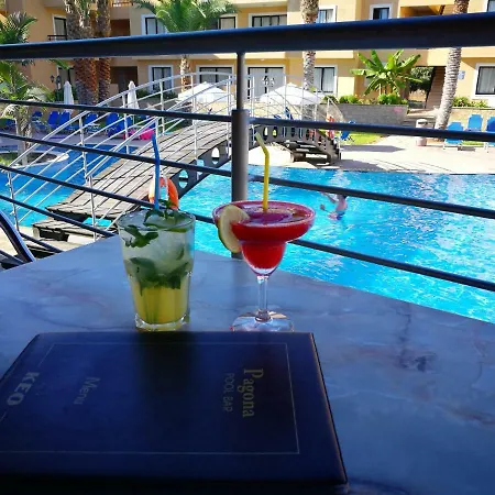 公寓式酒店 帕格纳假日公寓酒店 Paphos